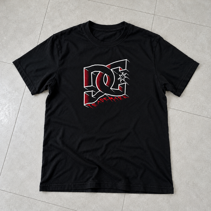 Camiseta Crimson Geometry 01