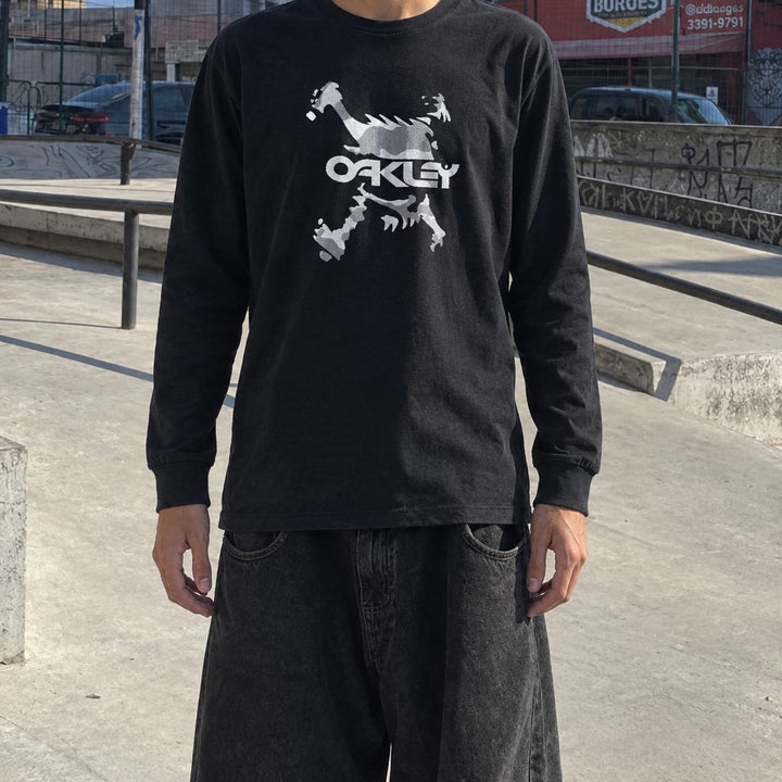Longsleeve Ghost Camo preta, tryon