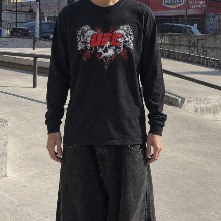 Longsleeve Crimson Legion preta, tryon